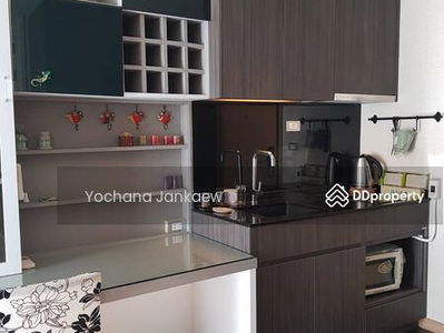 Via 49, Bangkok, Thailand Via 49, Bangkok, Thailand