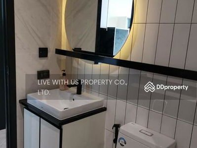 Chapter Charoennakhon–Riverside, Bangkok, Thailand Chapter Charoennakhon–Riverside, Bangkok, Thailand