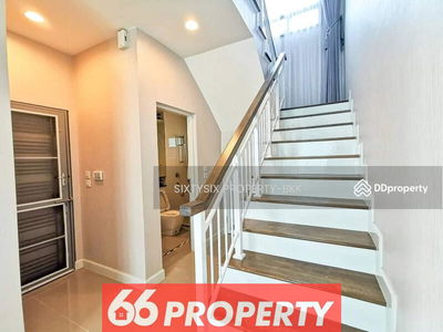 Setthasiri Pattanakarn, Bangkok, Thailand Setthasiri Pattanakarn, Bangkok, Thailand