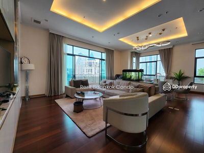 Supalai Elite Sathorn-Suanplu, Bangkok, Thailand Supalai Elite Sathorn-Suanplu, Bangkok, Thailand