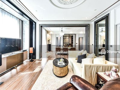 Muniq Langsuan, Bangkok, Thailand Muniq Langsuan, Bangkok, Thailand