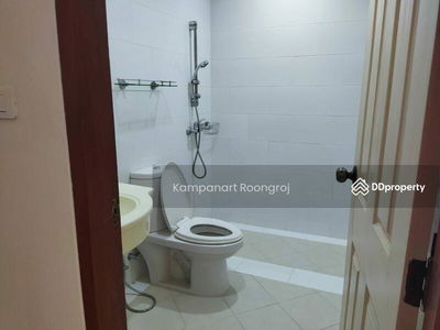 PG Rama 9, Bangkok, Thailand PG Rama 9, Bangkok, Thailand