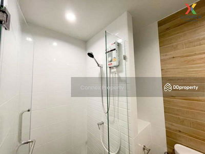 Metro Sky Wutthakat, Bangkok, Thailand Metro Sky Wutthakat, Bangkok, Thailand