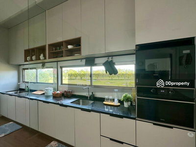 VIVE Rama 9, Bangkok, Thailand VIVE Rama 9, Bangkok, Thailand