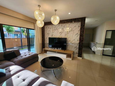 Luxury 2-story detached house, Village: Lumpini Suan Luang Rama 9,, Bangkok, Thailand Luxury 2-story detached house, Village: Lumpini Suan Luang Rama 9,, Bangkok, Thailand