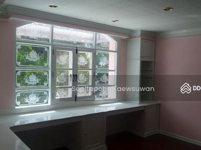 10310, Bangkok, Thailand 10310, Bangkok, Thailand