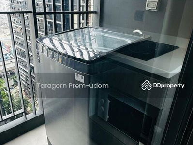 Life Asoke-Rama 9, Bangkok, Thailand Life Asoke-Rama 9, Bangkok, Thailand