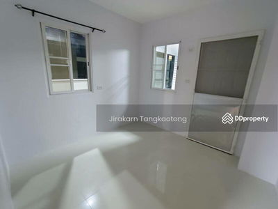 S-Gate Premium Kanchanpisek, Nonthaburi, Thailand S-Gate Premium Kanchanpisek, Nonthaburi, Thailand