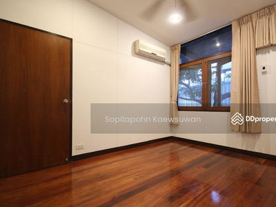 10110, Bangkok, Thailand 10110, Bangkok, Thailand