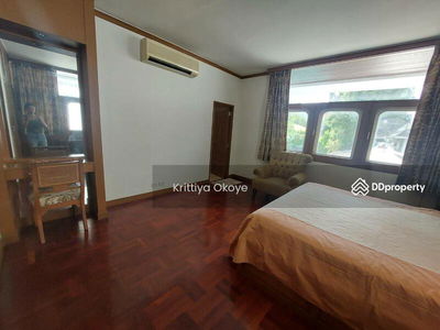 10110, Bangkok, Thailand 10110, Bangkok, Thailand