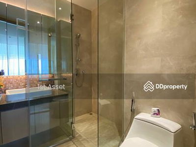 Magnolias Ratchadamri Boulevard, Bangkok, Thailand Magnolias Ratchadamri Boulevard, Bangkok, Thailand