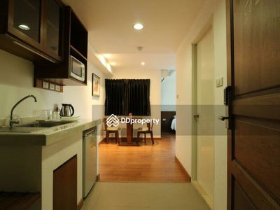 Aree Corner, Bangkok, Thailand Aree Corner, Bangkok, Thailand