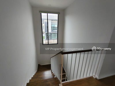 Lake Serene Rama II (Phase 4), Samut Sakhon, Thailand Lake Serene Rama II (Phase 4), Samut Sakhon, Thailand