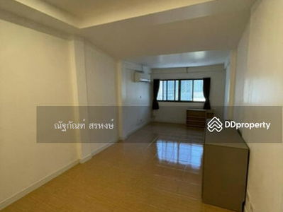 Townhome Soi Charoenjai (Soi Pridi Banomyong 31), Bangkok, Thailand Townhome Soi Charoenjai (Soi Pridi Banomyong 31), Bangkok, Thailand