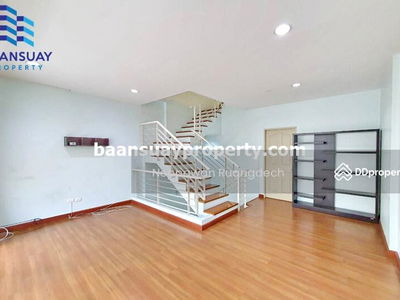 For rent, 3-story townhome with 5 air conditioners, Kaset-Nawamin Road, near Avenue Mall, Bangkok., Thailand For rent, 3-story townhome with 5 air conditioners, Kaset-Nawamin Road, near Avenue Mall, Bangkok., Thailand