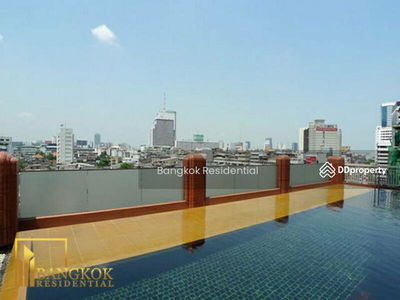 Manhattan Chidlom, Bangkok, Thailand Manhattan Chidlom, Bangkok, Thailand