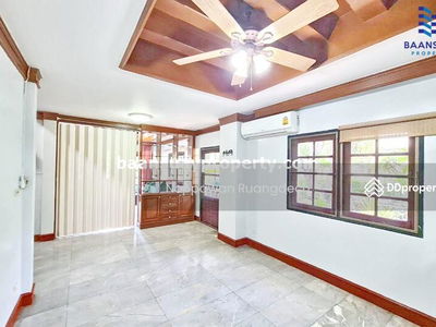 For rent, 2-story detached house, Chaengwattana Road, near the Pink Line. Chaengwattana Station 28, Nonthaburi, Thailand For rent, 2-story detached house, Chaengwattana Road, near the Pink Line. Chaengwattana Station 28, Nonthaburi, Thailand