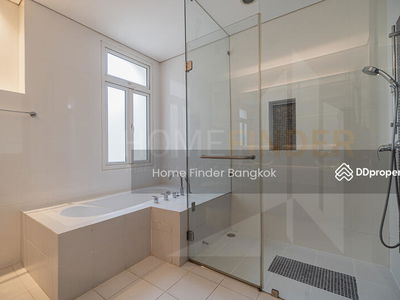 House in Sukhumvit 31, Bangkok, Thailand House in Sukhumvit 31, Bangkok, Thailand