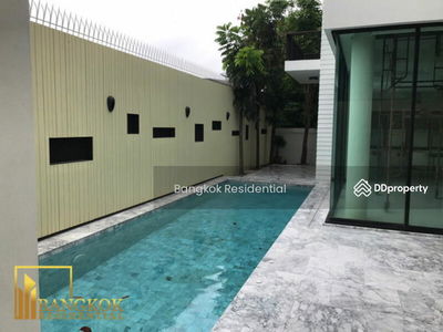 House in Compound, Bangkok, Thailand House in Compound, Bangkok, Thailand