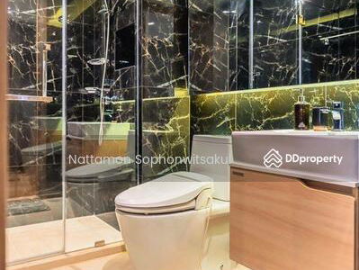 Altitude Define, Bangkok, Thailand Altitude Define, Bangkok, Thailand