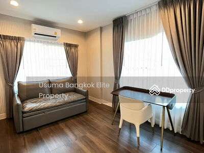 Nantawan Ramindra-Phahonyothin 50, Bangkok, Thailand Nantawan Ramindra-Phahonyothin 50, Bangkok, Thailand