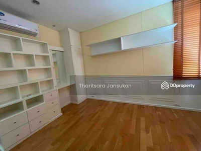 Villa Sathorn, Bangkok, Thailand Villa Sathorn, Bangkok, Thailand