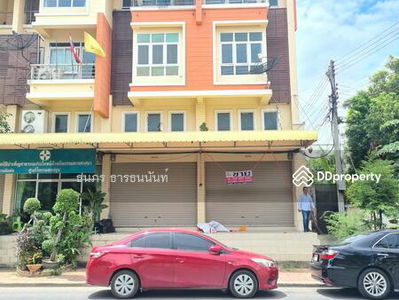 Nakhon Pathom, Nakhon Pathom, Thailand Nakhon Pathom, Nakhon Pathom, Thailand