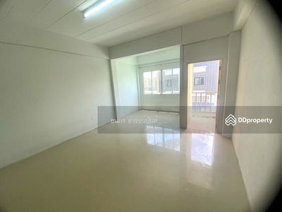 Nakhon Pathom, Nakhon Pathom, Thailand Nakhon Pathom, Nakhon Pathom, Thailand