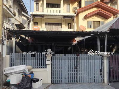 Lat Phrao 101, Bangkok, Thailand Lat Phrao 101, Bangkok, Thailand