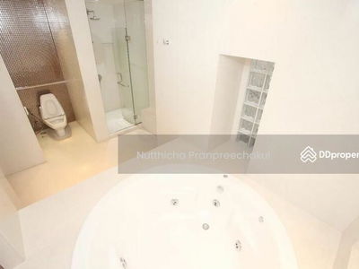 Royal Residence Park, Bangkok, Thailand Royal Residence Park, Bangkok, Thailand