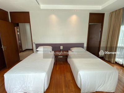 Royal Residence Park, Bangkok, Thailand Royal Residence Park, Bangkok, Thailand