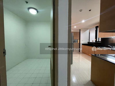 Charoenjai Place, Bangkok, Thailand Charoenjai Place, Bangkok, Thailand