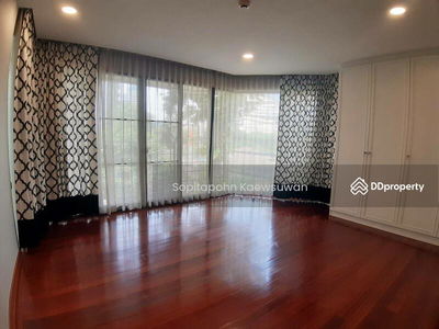 10110, Bangkok, Thailand 10110, Bangkok, Thailand