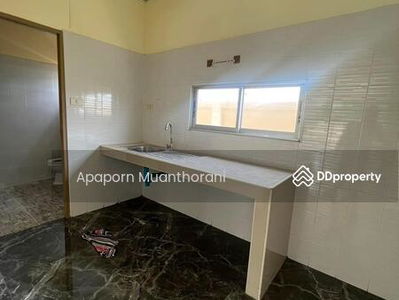 Nichakorn Village, Nakhon Pathom, Thailand Nichakorn Village, Nakhon Pathom, Thailand