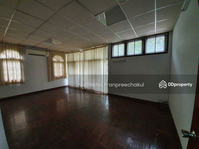 Exclusive 5-Br House near BTS Phrom Phong, Bangkok, Thailand Exclusive 5-Br House near BTS Phrom Phong, Bangkok, Thailand