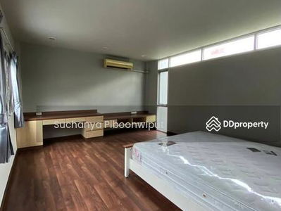 House Modern Style For Rent Sukhumvit 49 Open HomeOffice, Bangkok, Thailand House Modern Style For Rent Sukhumvit 49 Open HomeOffice, Bangkok, Thailand