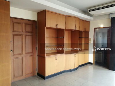 10310, Bangkok, Thailand 10310, Bangkok, Thailand