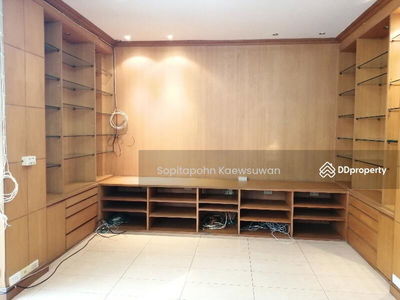 10310, Bangkok, Thailand 10310, Bangkok, Thailand