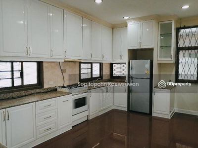 10310, Bangkok, Thailand 10310, Bangkok, Thailand