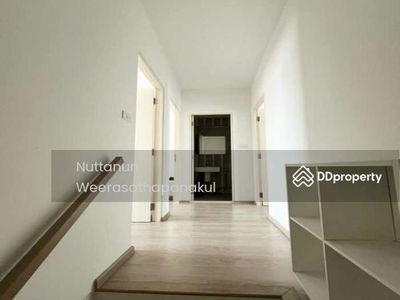 Indy 4 Bangna km.7, Samut Prakan, Thailand Indy 4 Bangna km.7, Samut Prakan, Thailand