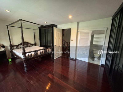 sukhumvit, Bangkok, Thailand sukhumvit, Bangkok, Thailand