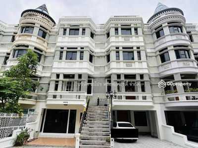 sukhumvit, Bangkok, Thailand sukhumvit, Bangkok, Thailand