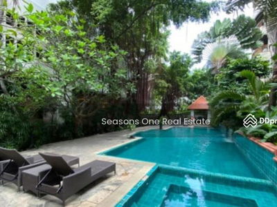 For Rent, Large Condo, 3 bedrooms, Soi Sukhumvit 11, Bangkok., Thailand For Rent, Large Condo, 3 bedrooms, Soi Sukhumvit 11, Bangkok., Thailand