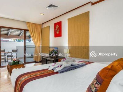 Surin Sabai, Phuket, Thailand Surin Sabai, Phuket, Thailand