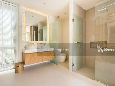 Gehäuse In Kathu, Thailand Gehäuse In Kathu, Thailand