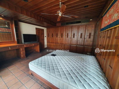 Diamond Tower, Bangkok, Thailand Diamond Tower, Bangkok, Thailand