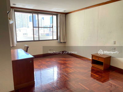 Sriratana Mansion 2, Bangkok, Thailand Sriratana Mansion 2, Bangkok, Thailand