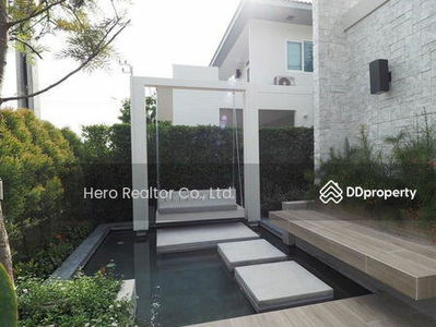 Mantana Bangna-Wongwaen, Bangkok, Thailand Mantana Bangna-Wongwaen, Bangkok, Thailand