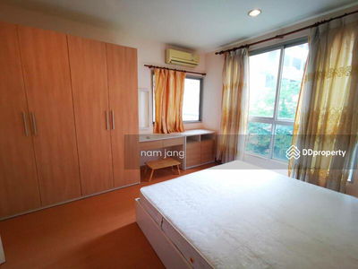 Life @ BTS Tha-Phra, Bangkok, Thailand Life @ BTS Tha-Phra, Bangkok, Thailand