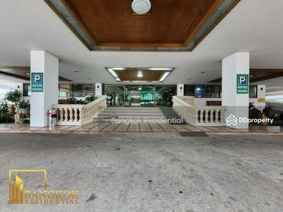 Sethiwan Palace Sukhumvit 4, Bangkok, Thailand Sethiwan Palace Sukhumvit 4, Bangkok, Thailand